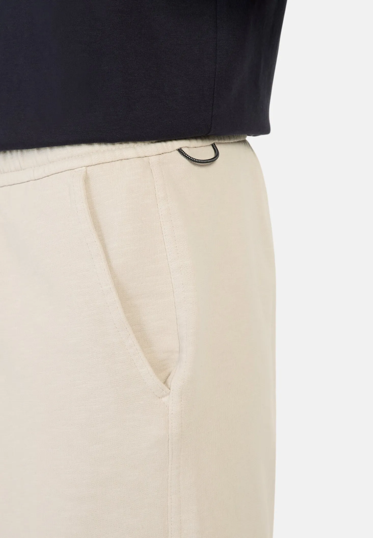 Bermuda Shorts mit elastischem Bund