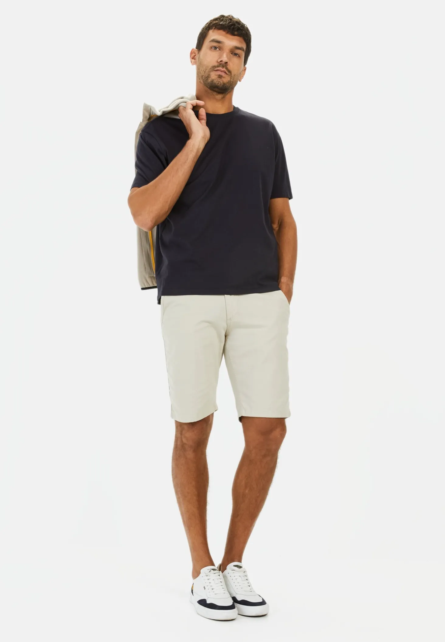 Chinoshorts aus Baumwolle mit Stretch