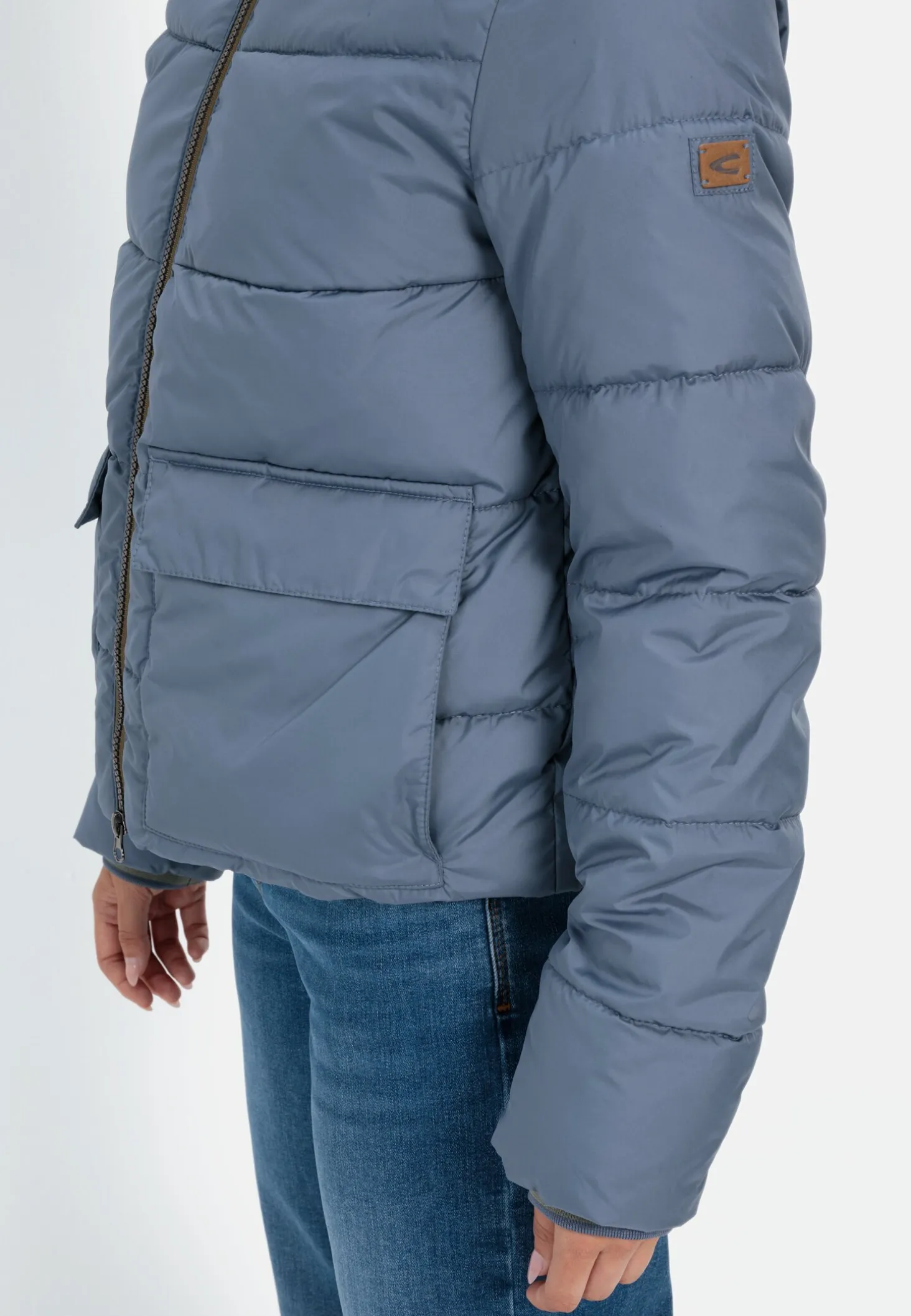 Cropped Pufferjacke aus recyceltem Polyester