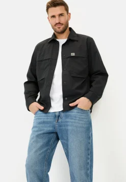 Funktionales Overshirt aus einem Baumwollmix