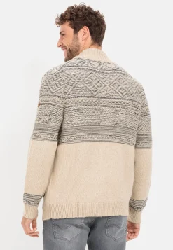 Geknöpfte Strickjacke mit Stehkragen