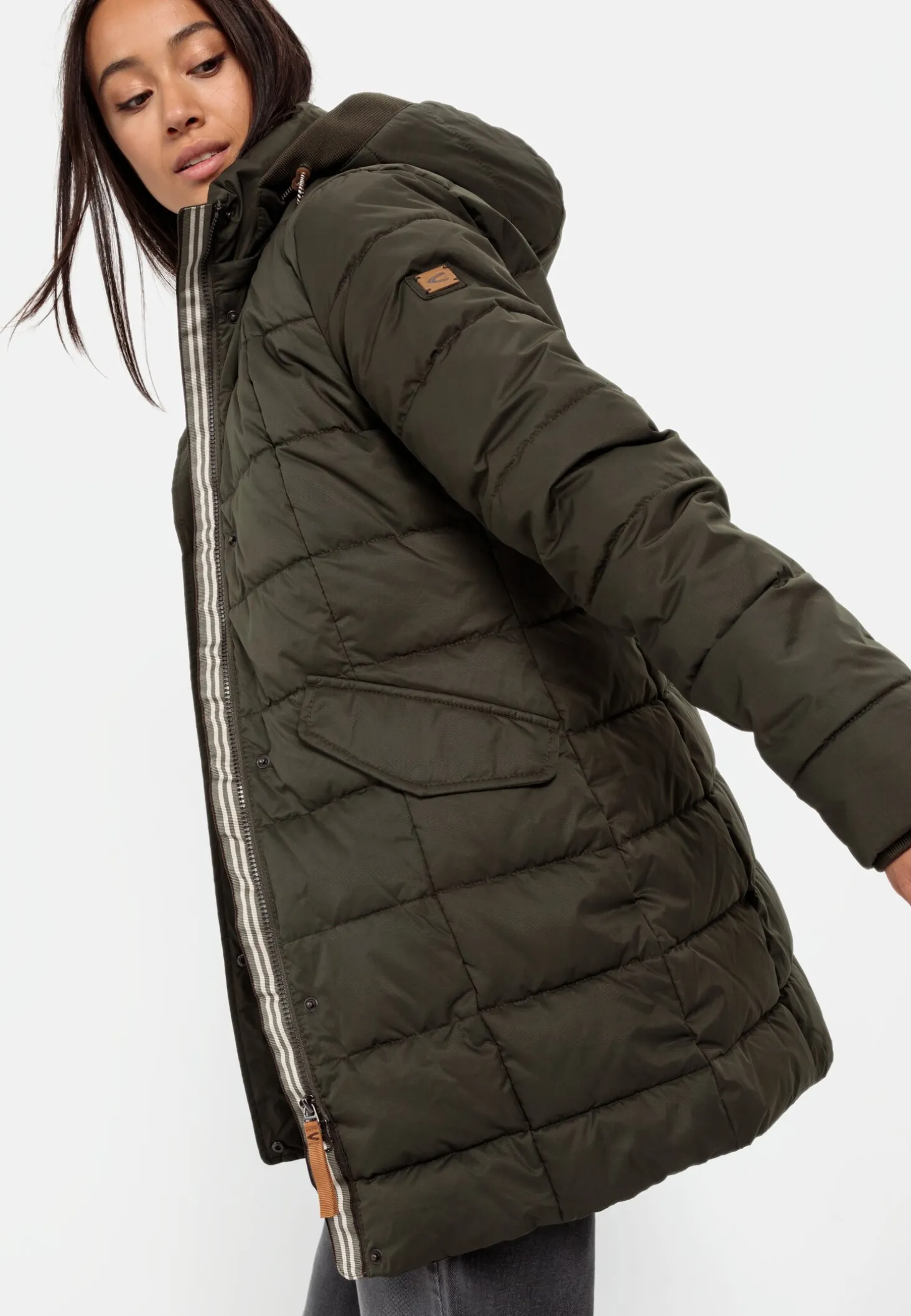 Gesteppte Jacke mit abnehmbarer Kapuze