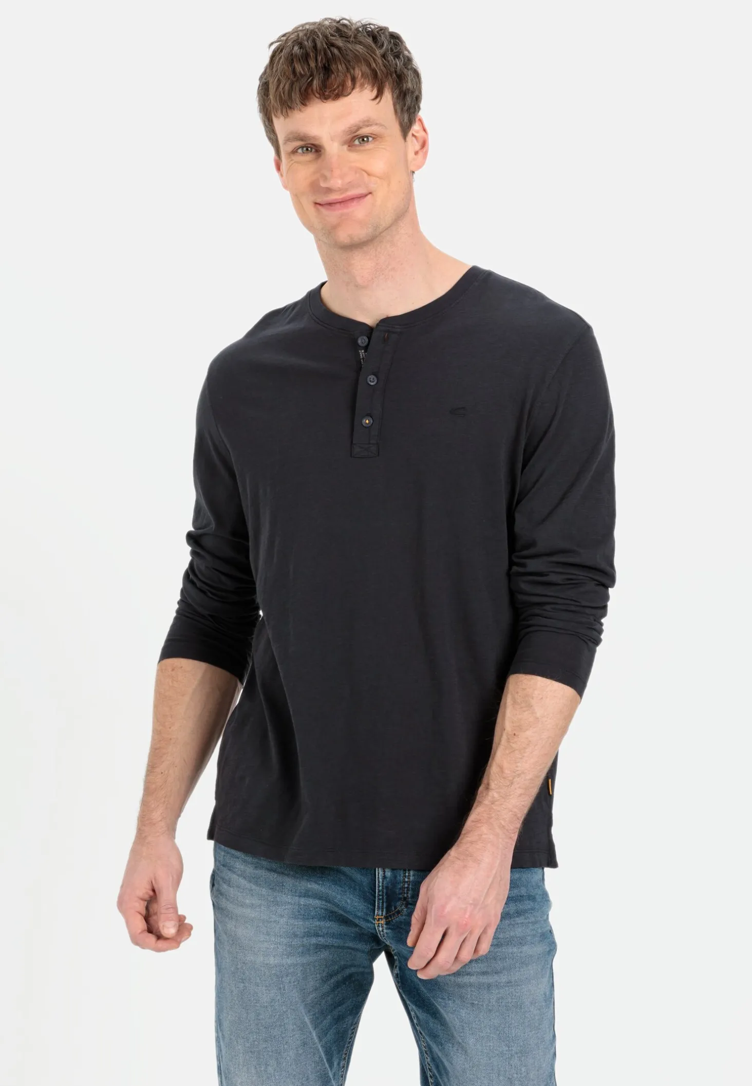 Henleyshirt aus nachhaltigem Organic Cotton