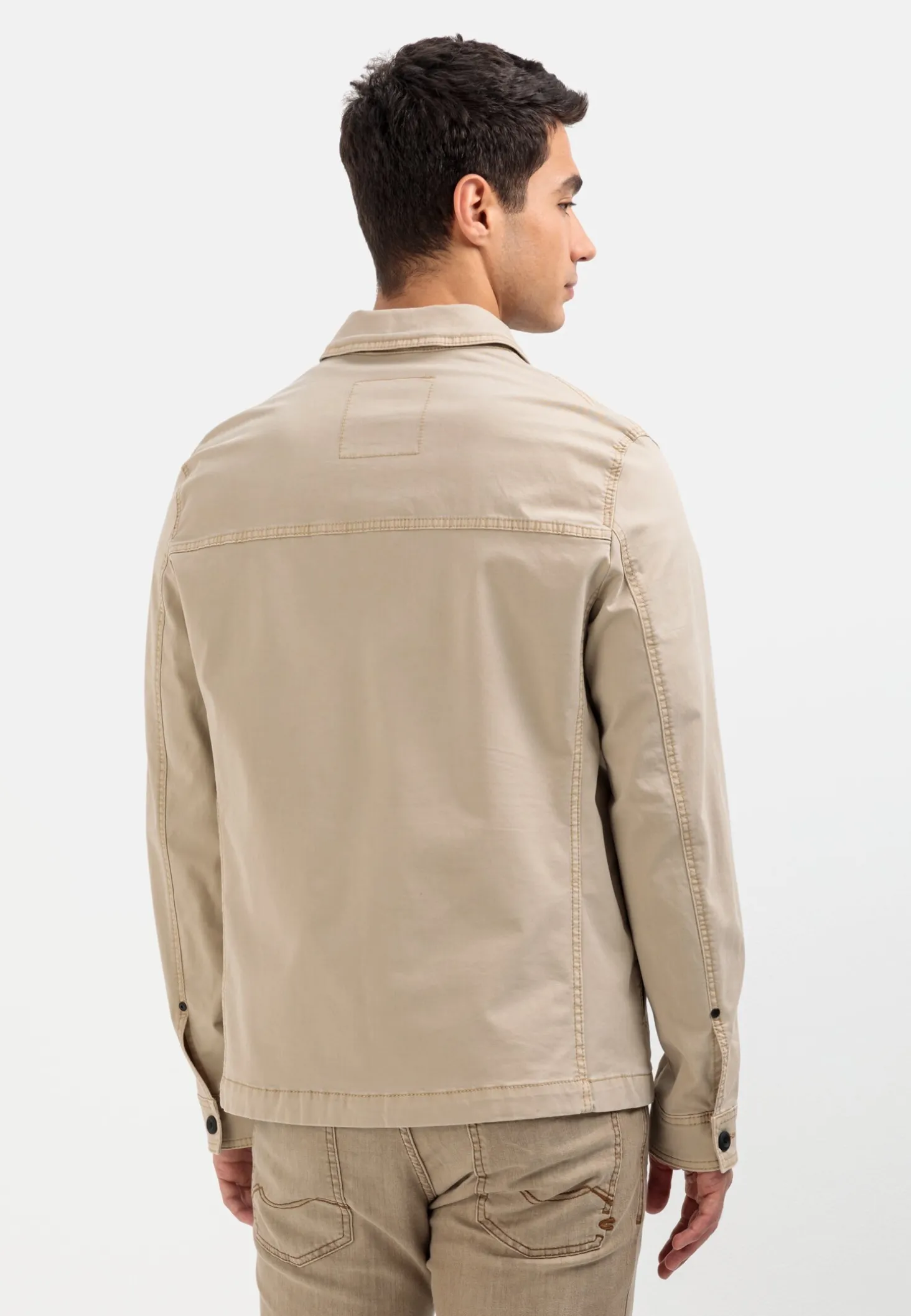 Indoorjacke im Regular Fit