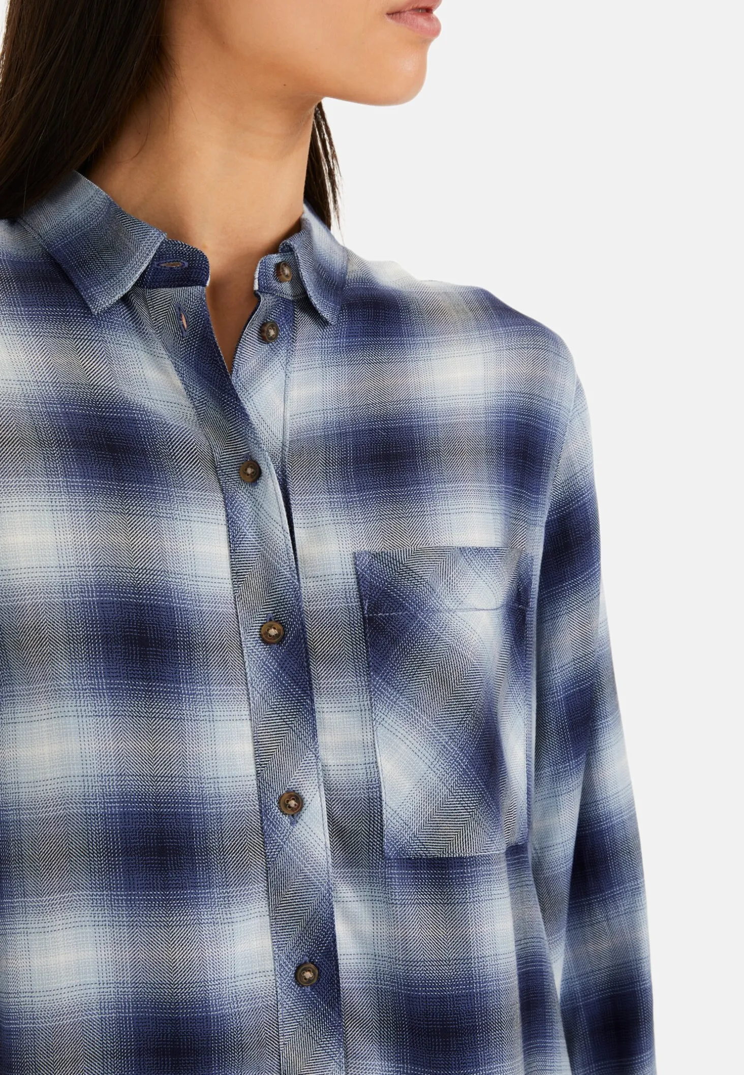Karobluse aus reiner Viskose