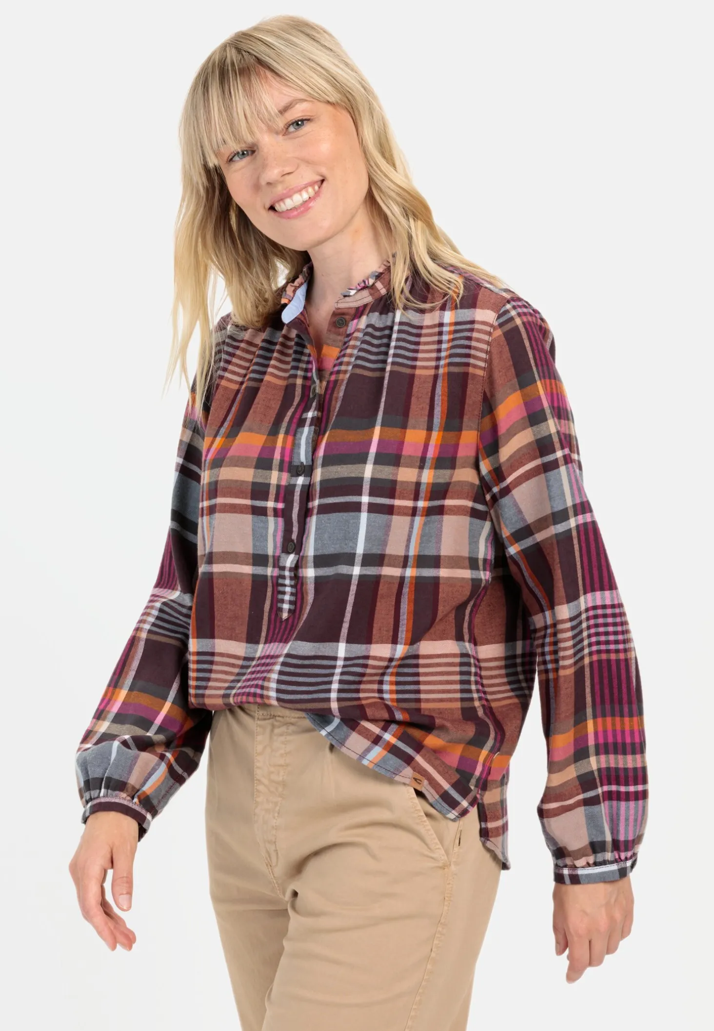 Karobluse mit Stehkragen