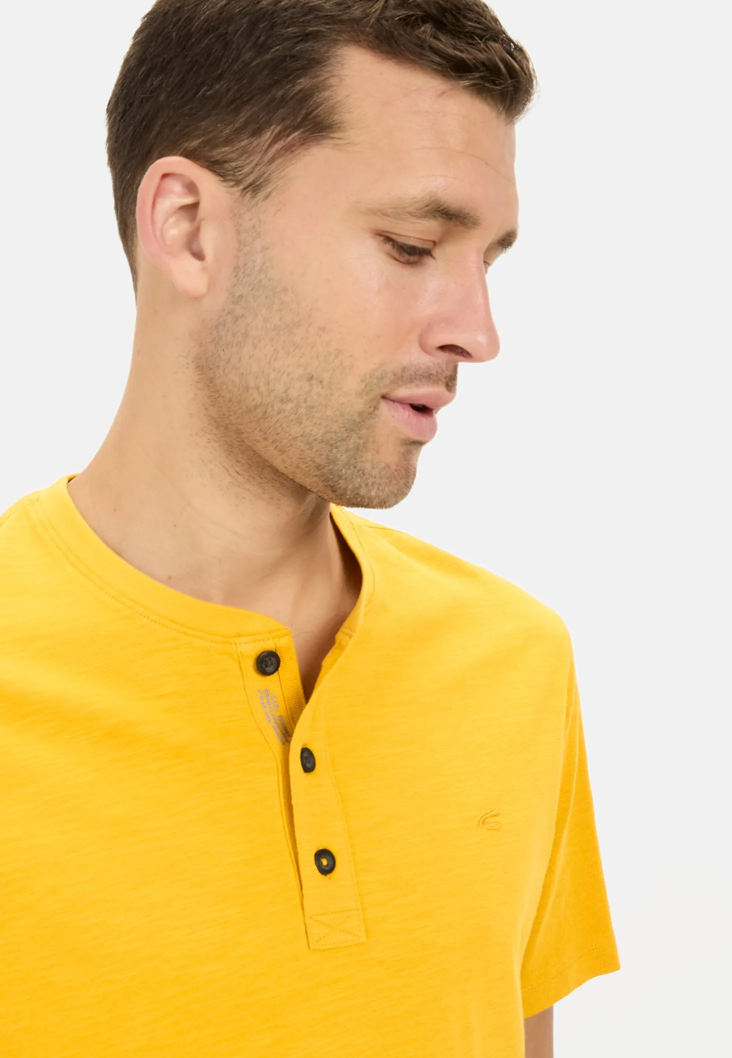 Kurzarm Henley aus Organic Cotton