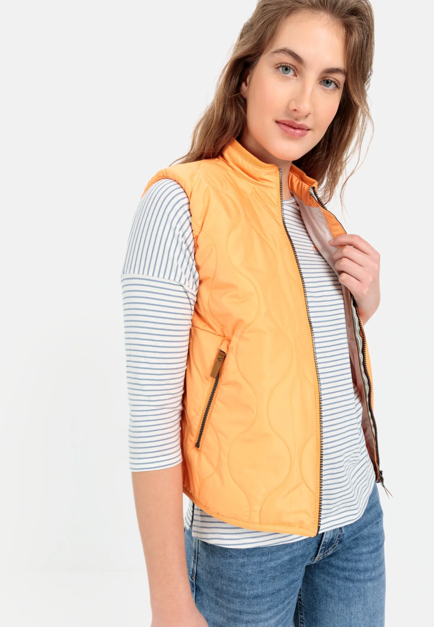 Kurze Steppweste aus recyceltem Polyester