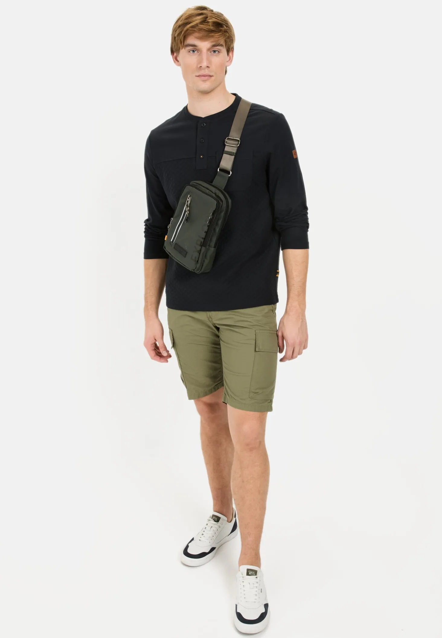 Langarm Henley mit Brusttasche