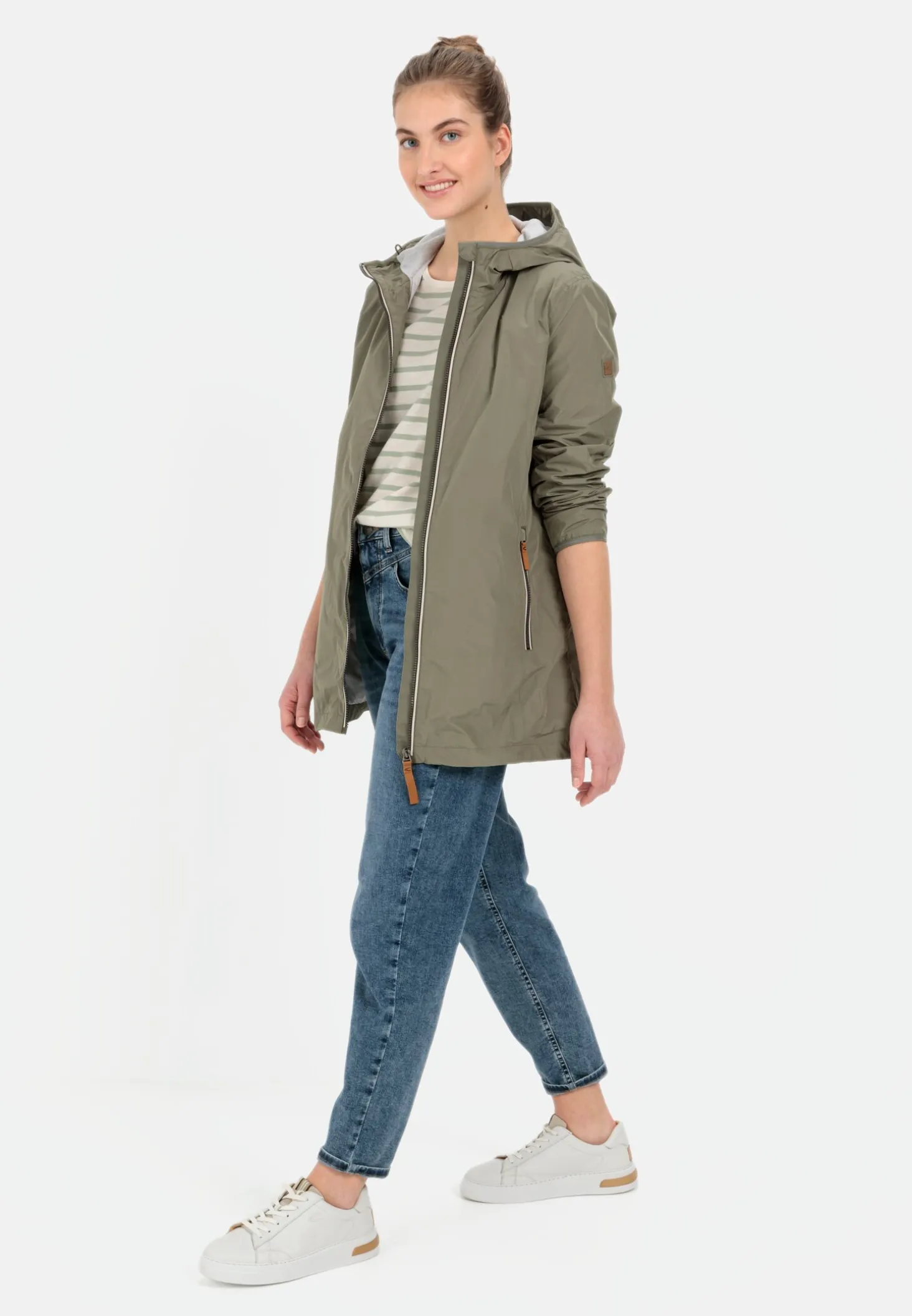 Langer Windbreaker aus recyceltem Polyester