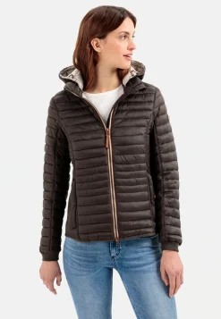 Leicht wattierte Steppjacke aus recyeltem Polyamid
