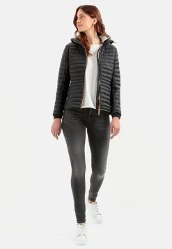 Leicht wattierte Steppjacke aus recyeltem Polyamid