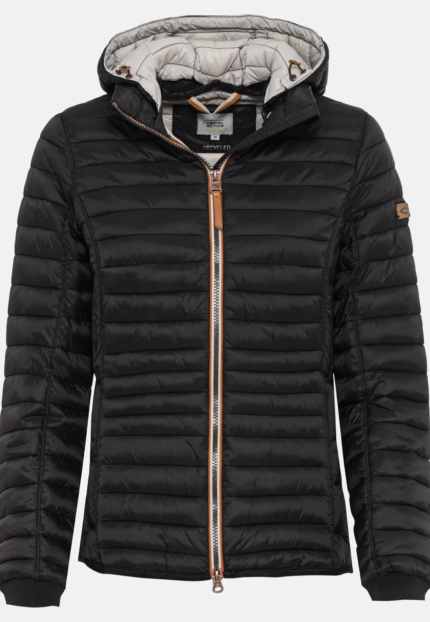 Leicht wattierte Steppjacke aus recyeltem Polyamid