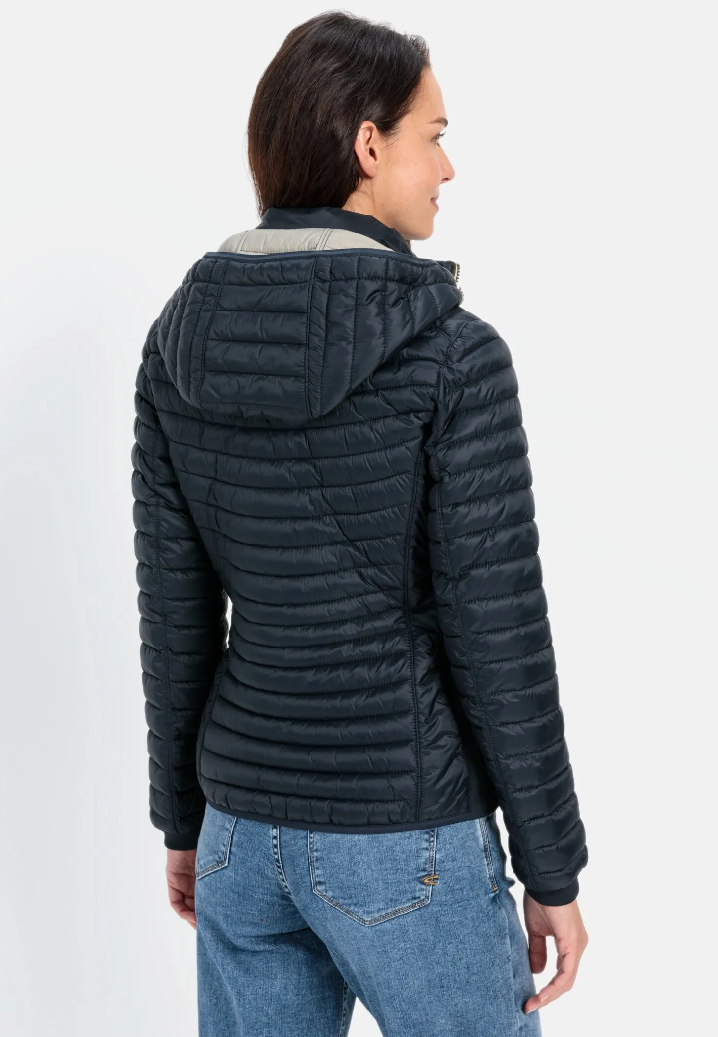 Leichte Steppjacke aus recyceltem Polyamid