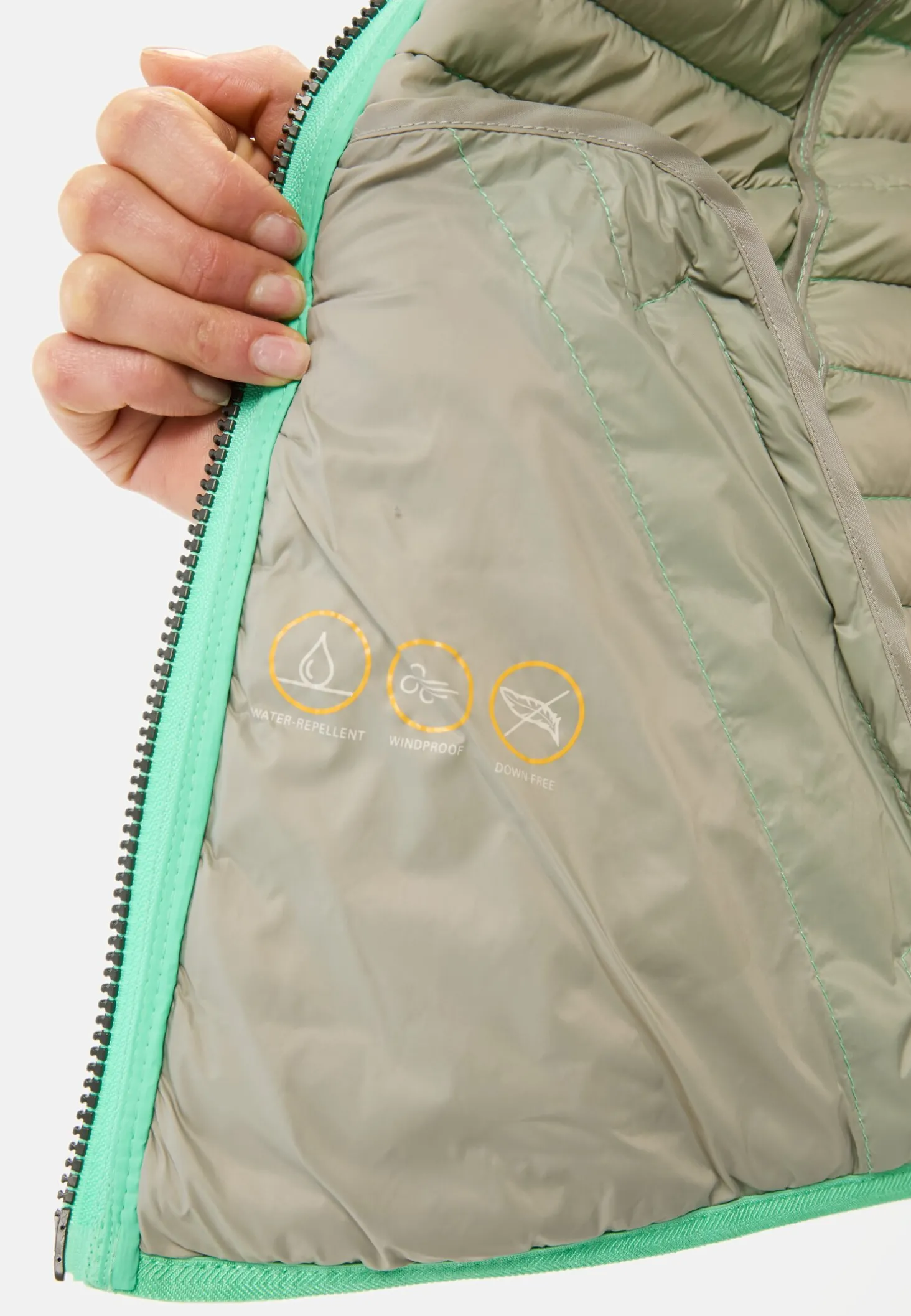 Leichte Steppjacke aus recyceltem Polyamid