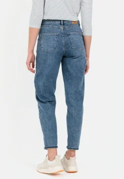 Mom Fit 5-Pocket Jeans