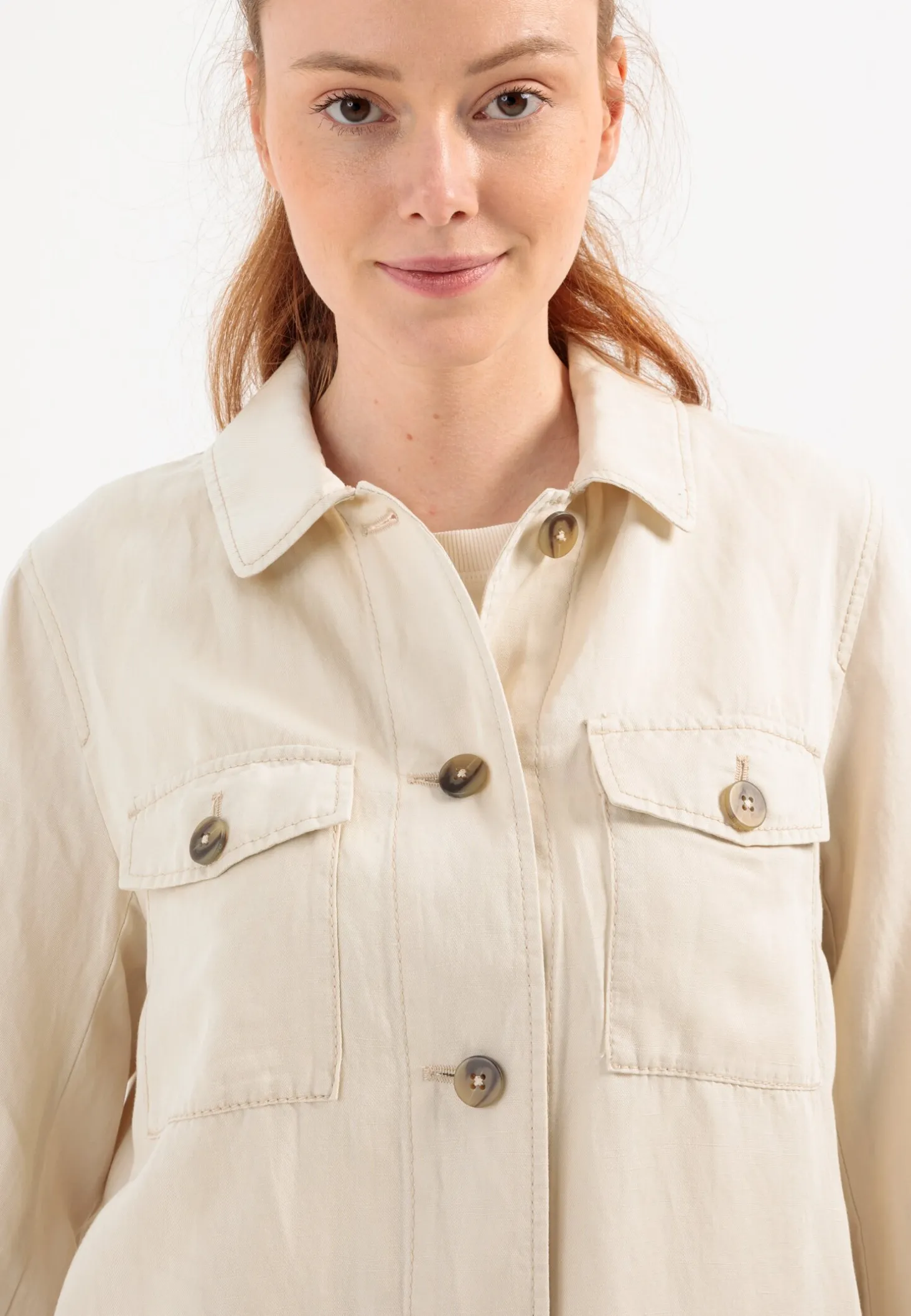 Overshirt im sommerlichen Leinenmix