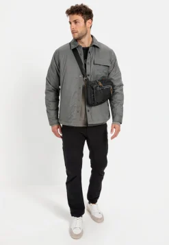 Overshirt mit Druckknöpfen