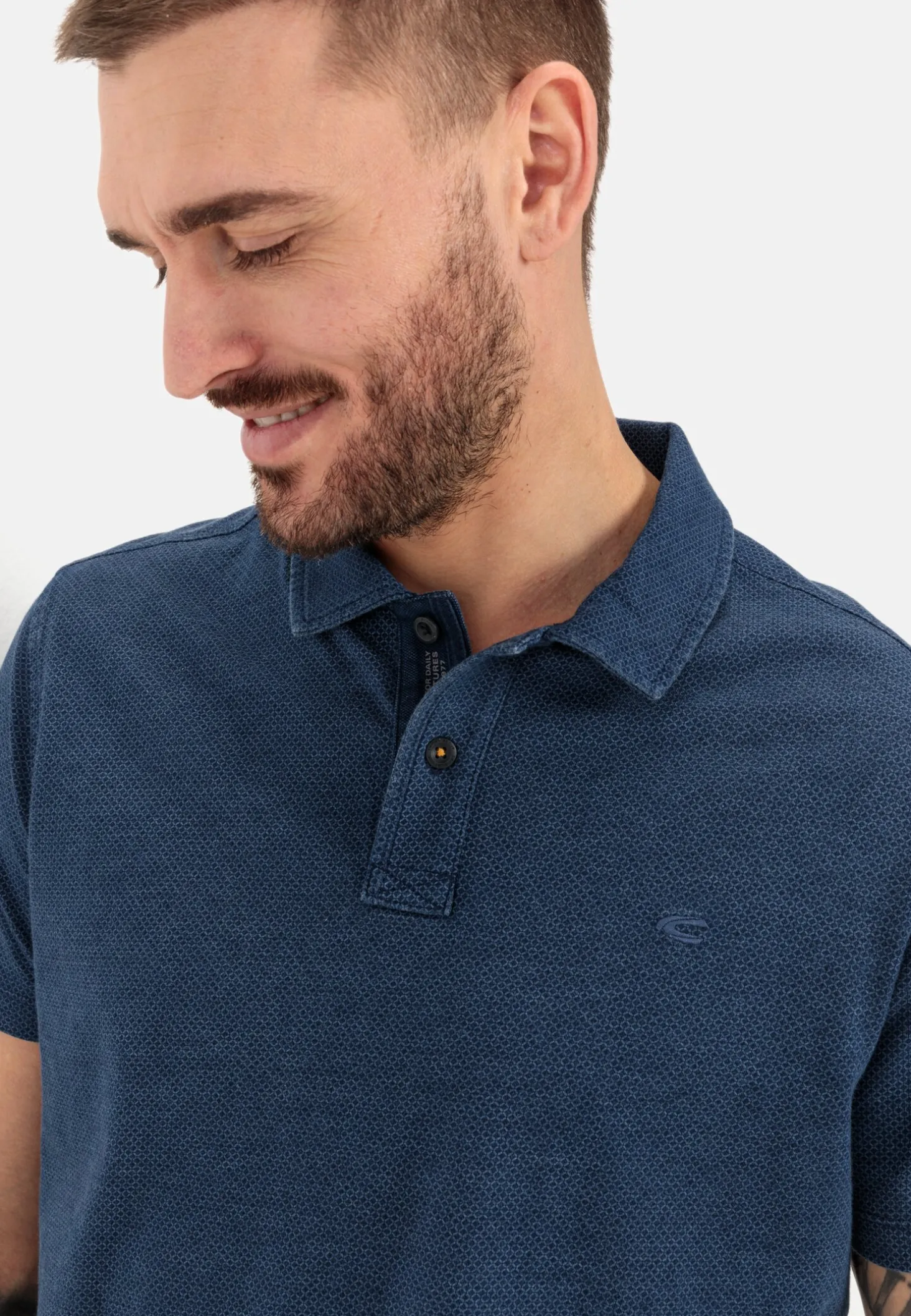 Poloshirt mit minimal Allover-Print