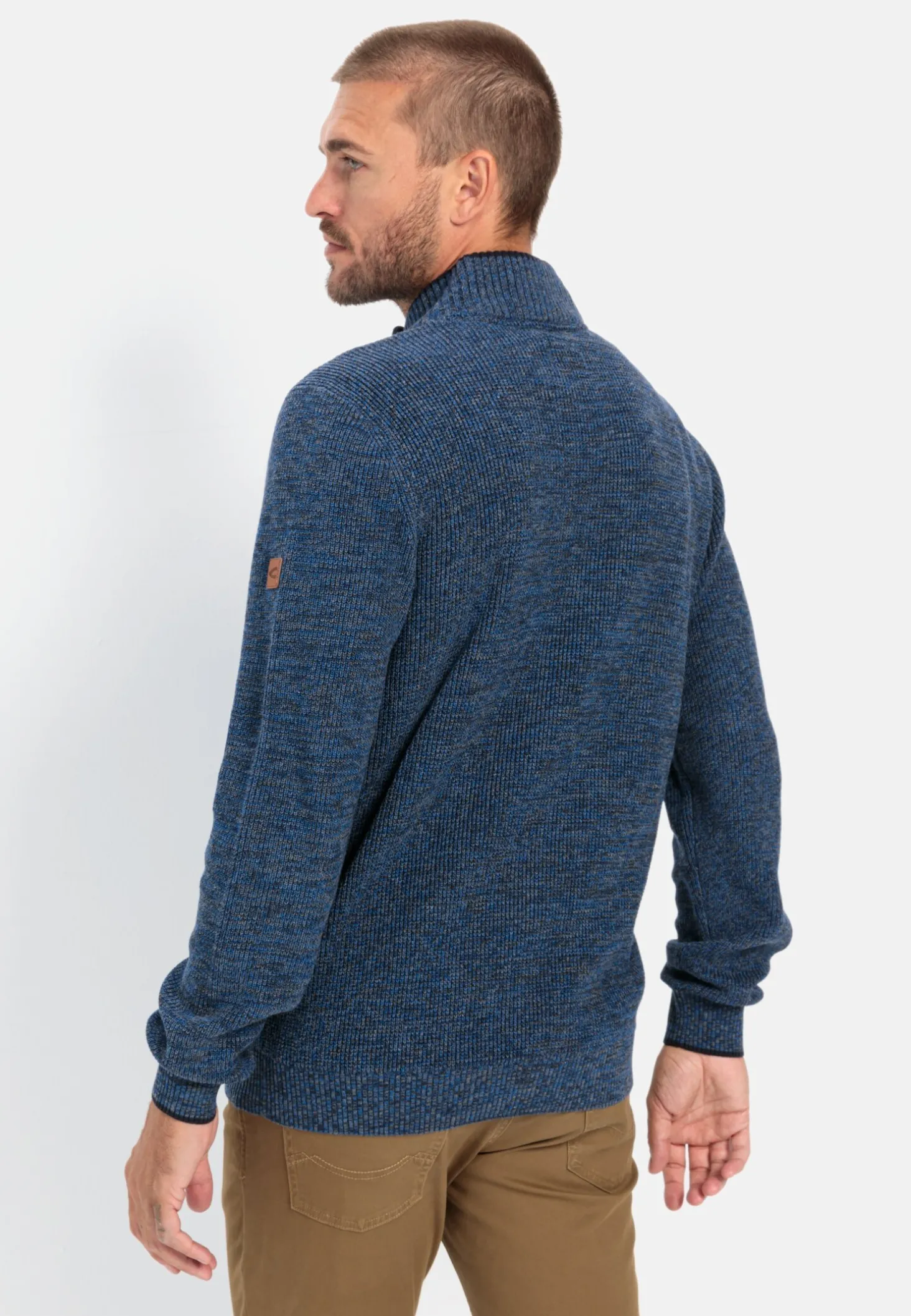 Pullover aus einem Baumwollmix