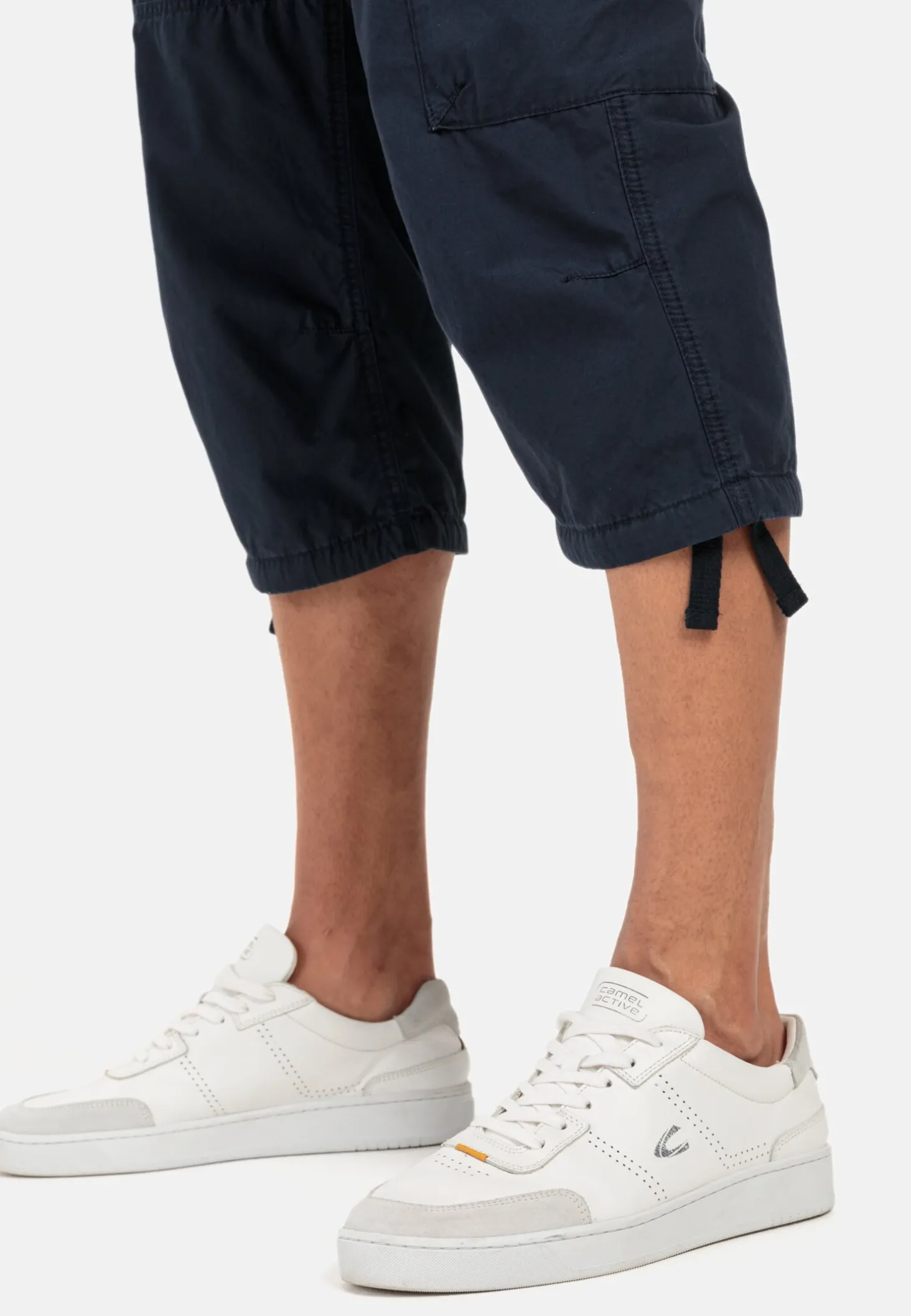 Regular Fit 3/4 Cargo Shorts
