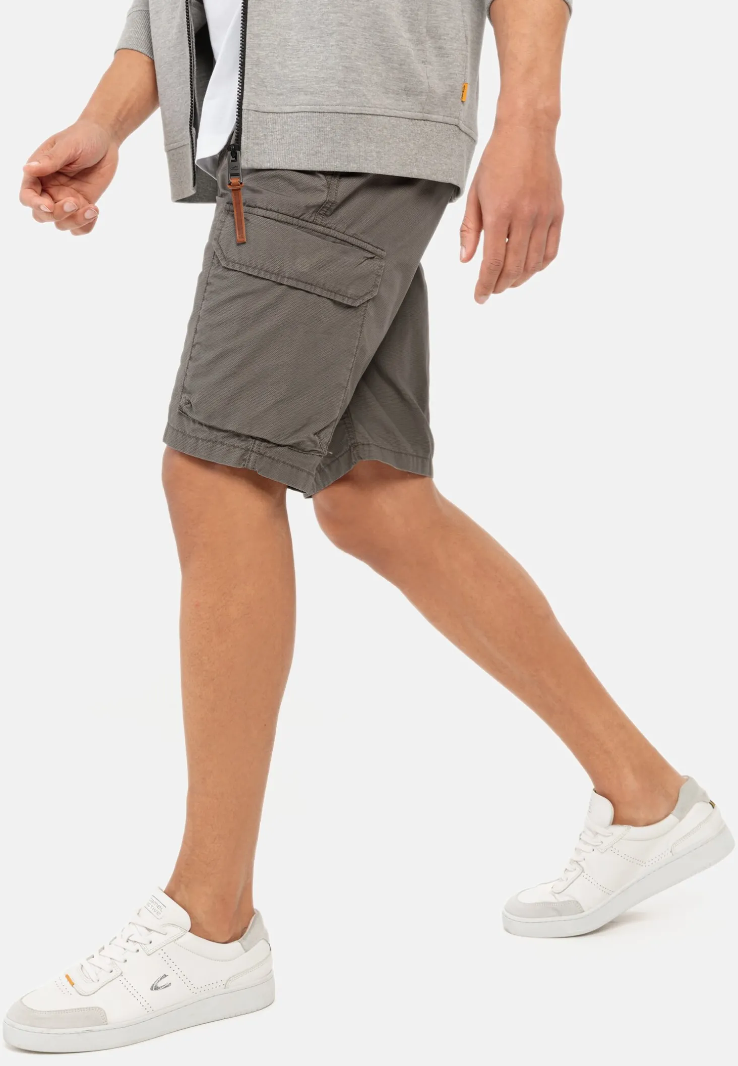 Regular Fit Cargo Shorts mit Minimal Print