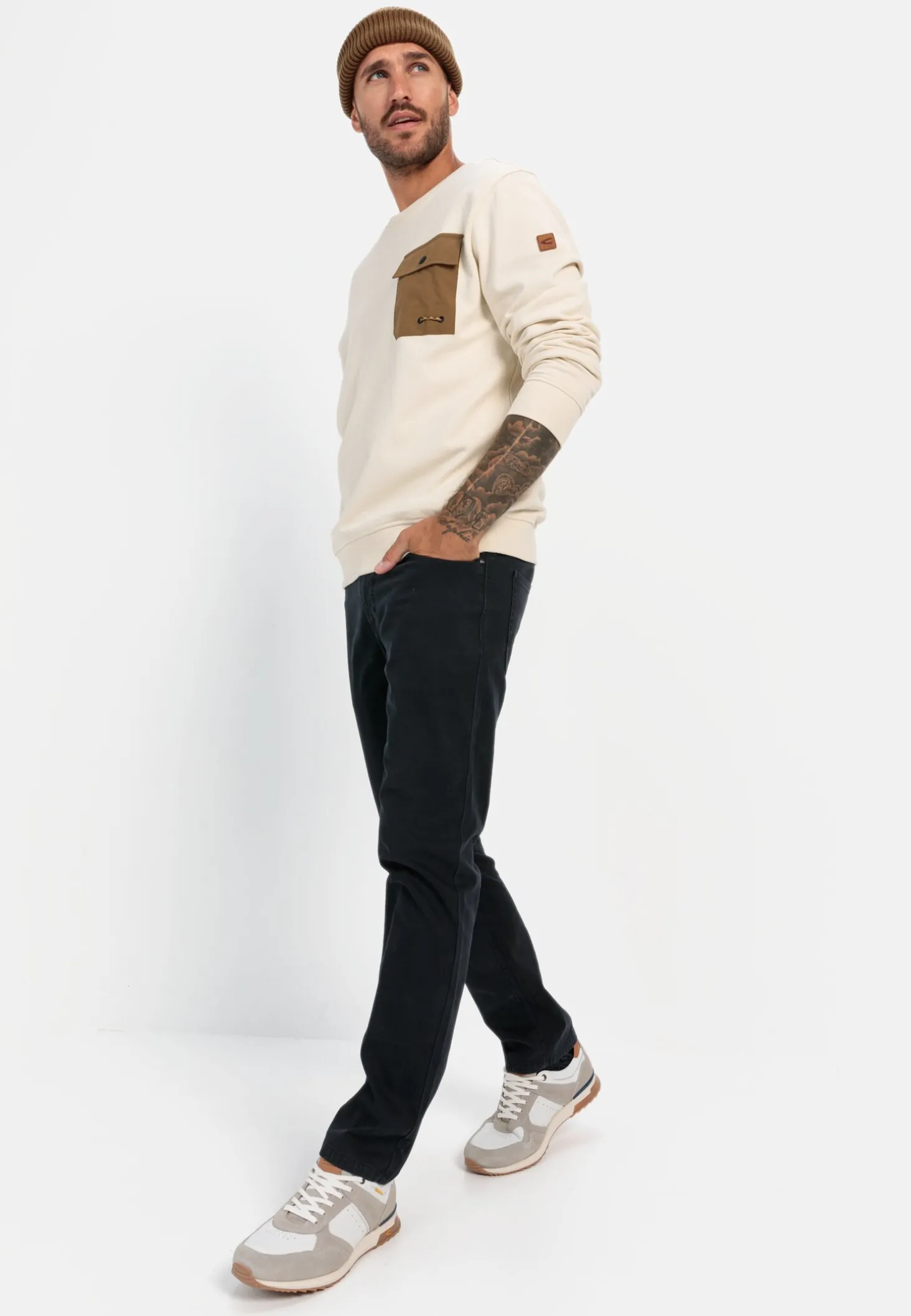 Rundhals Sweatshirt mit Brusttasche