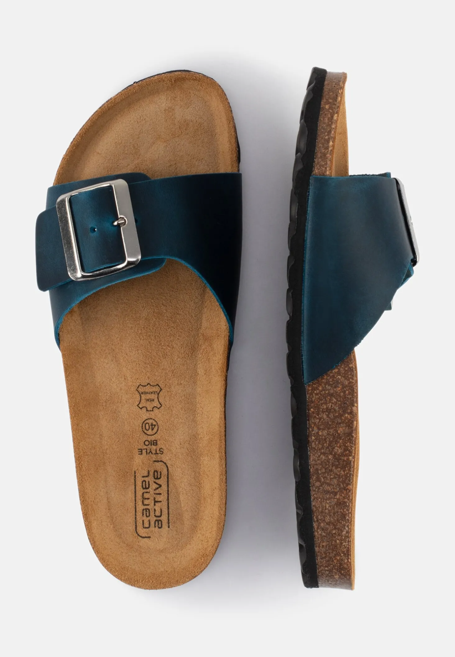 Sandalen mit Metallschnalle