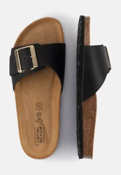 Sandalen mit Metallschnalle