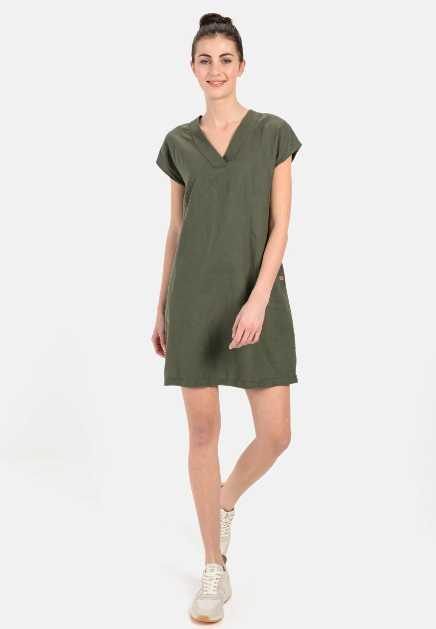 Schlupfkleid im sommerlichen Leinenmix