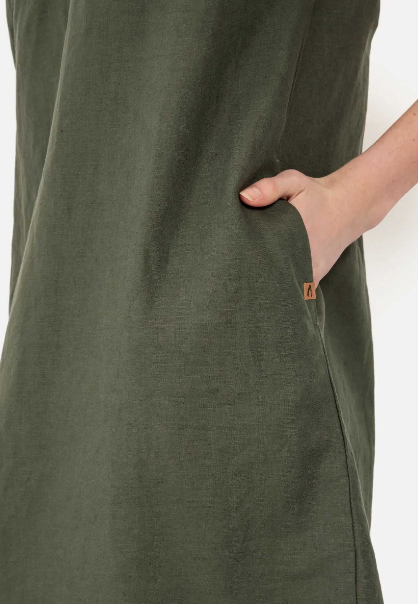Schlupfkleid im sommerlichen Leinenmix