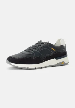 Schnürschuh aus Vollleder