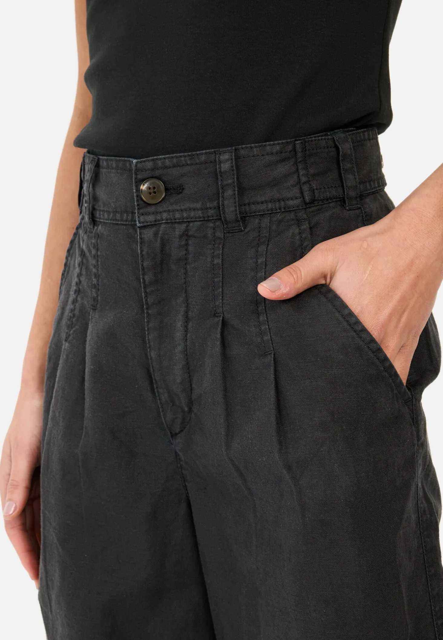 Shorts aus Leinenmix
