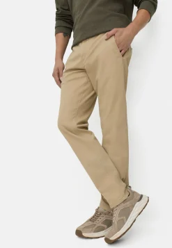 Slim Fit Chino