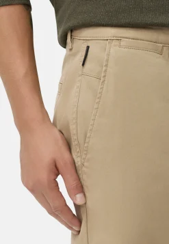 Slim Fit Chino