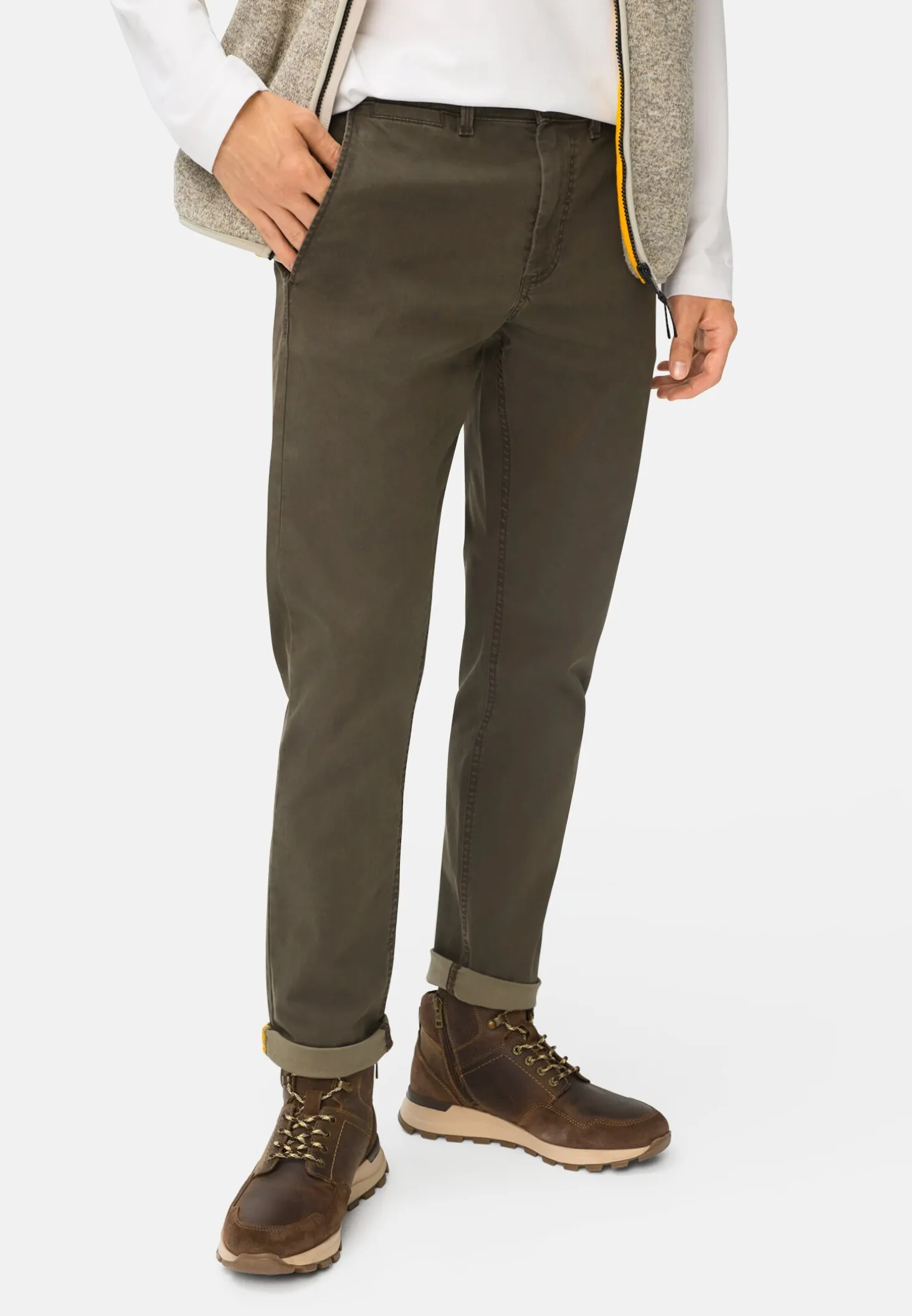 Slim Fit Chino