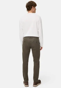 Slim Fit Chino