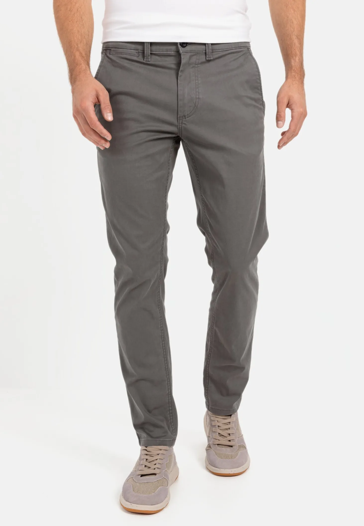 Slim Fit Chino