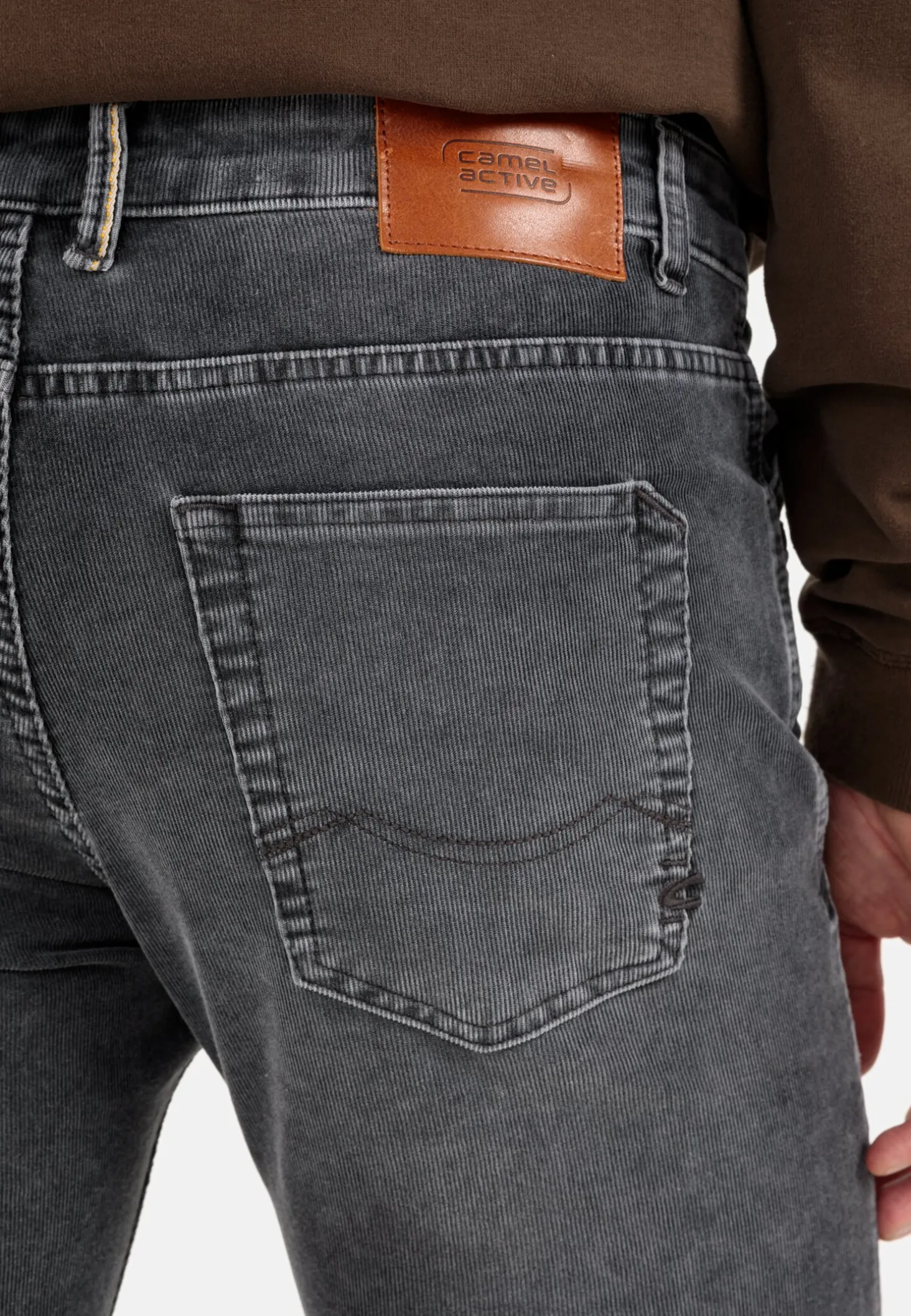 Slim Fit 5-Pocket Cordhose