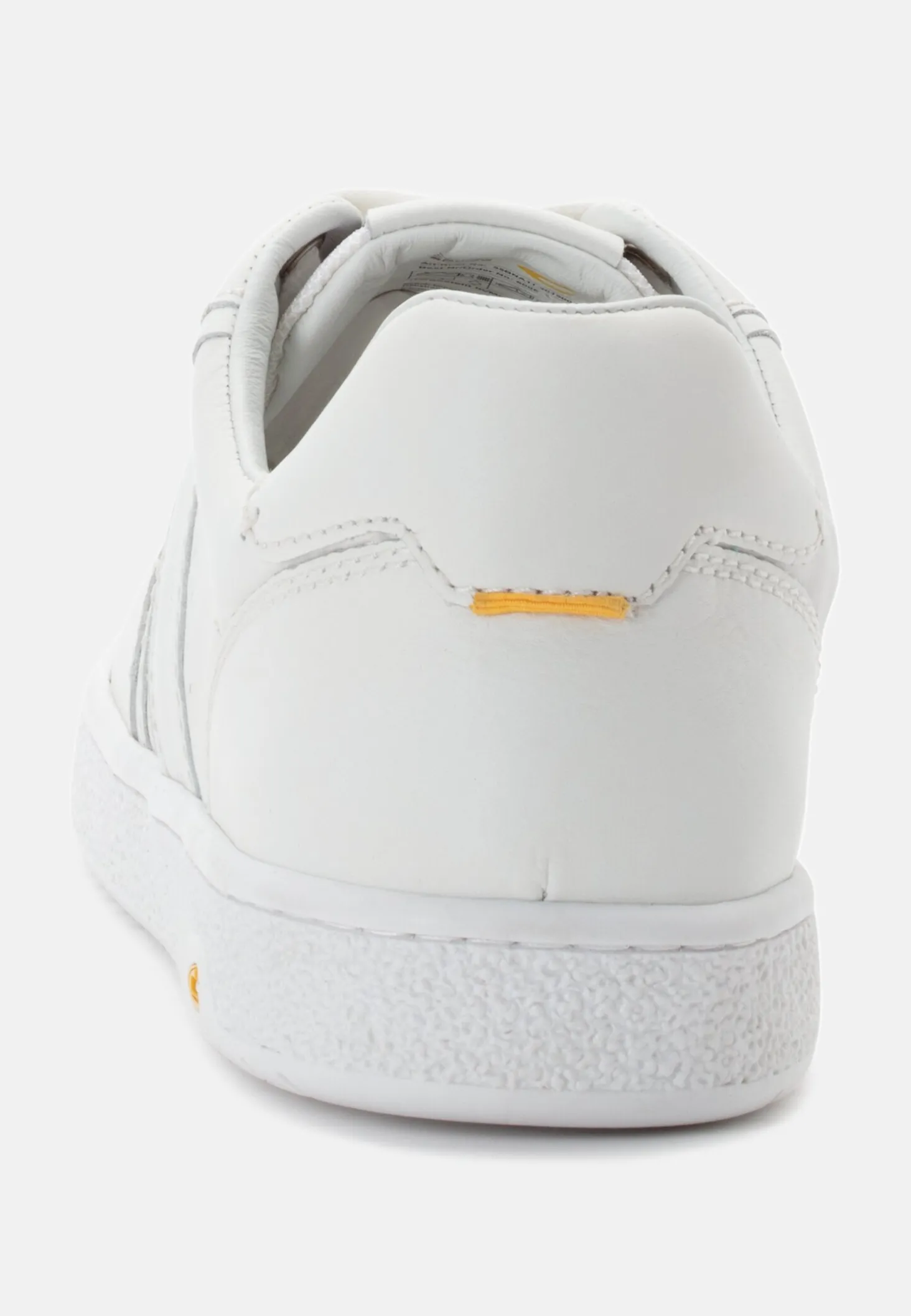 Sneaker aus Glatt- und Veloursleder
