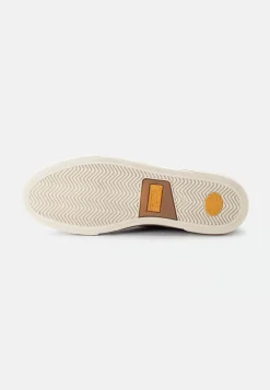Sneaker aus Leder