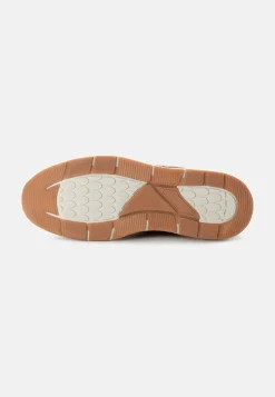 Sneaker aus Leder