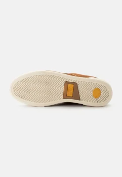 Sneaker aus Leder