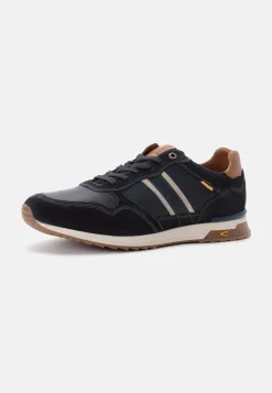 Sneaker aus Leder mit Textildetails