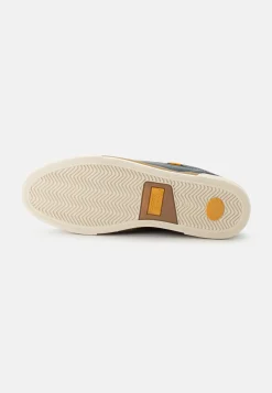 Sneaker aus Nappaleder
