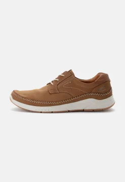 Sneaker aus Nubukleder