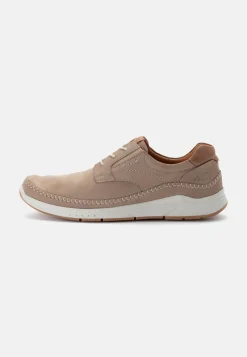 Sneaker aus Nubukleder
