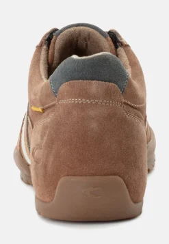 Sneaker aus Spaltleder mit Mikrofaserelementen