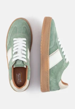 Sneaker aus Veloursleder
