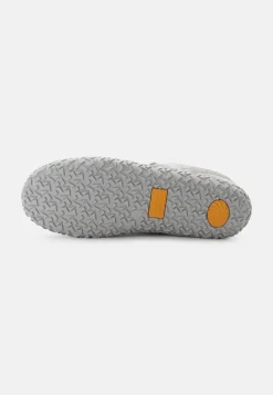 Sneaker mit flexibler Laufsohle